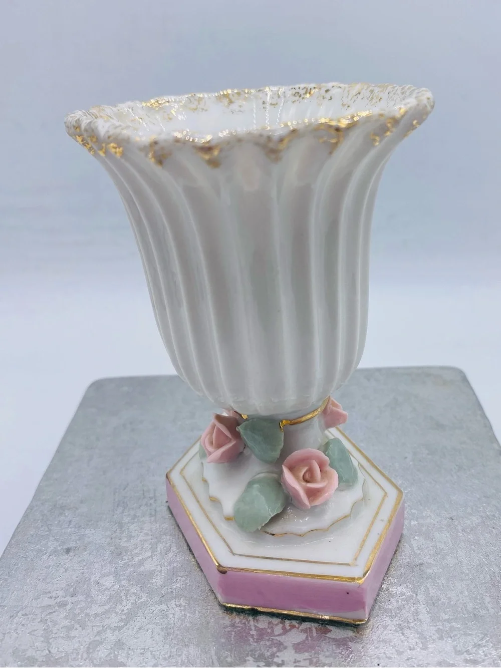 Vintage Bond Ware L&M Porcelain Fluted White Vase with Pink Roses Gold Trim